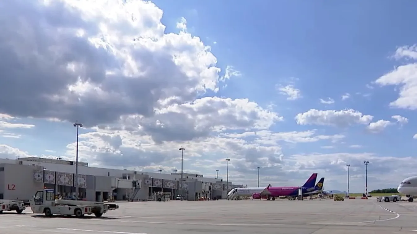 Világszerte leállásokat okoz egy informatikai hiba, ami miatt a légi közlekedés is több helyen megbénult + videó