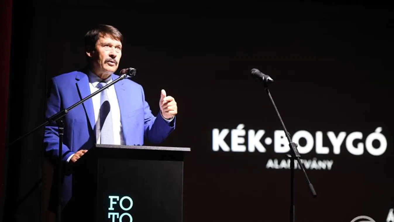 Áder János: alkalmazkodásra és szemléletváltásra van szükség