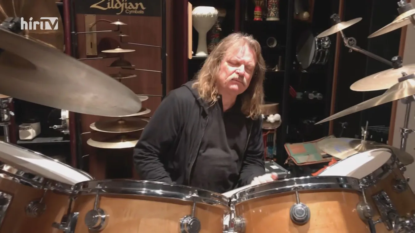 Oltakozásra kéri a bizonytalanokat Leslie Mándoki