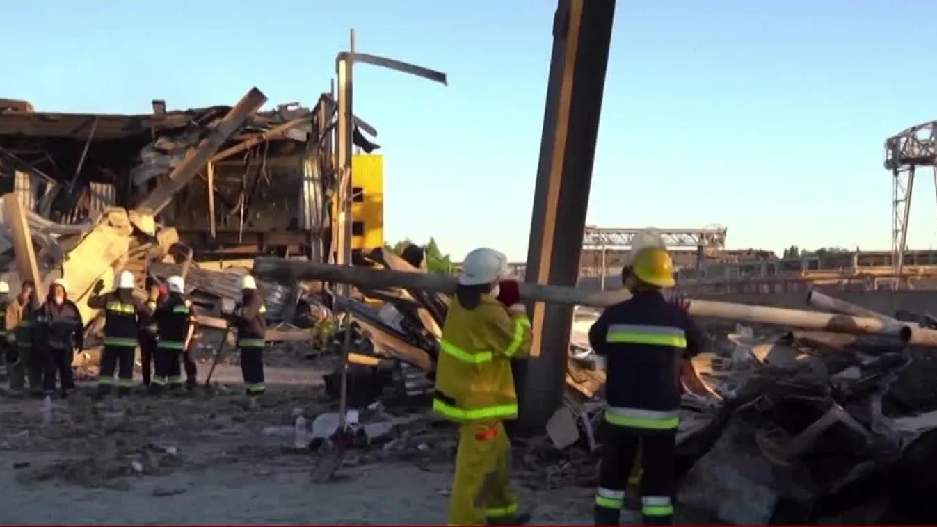 Ukrán közlés szerint a bevásárlóközpont lebombázásának 40 áldozata van