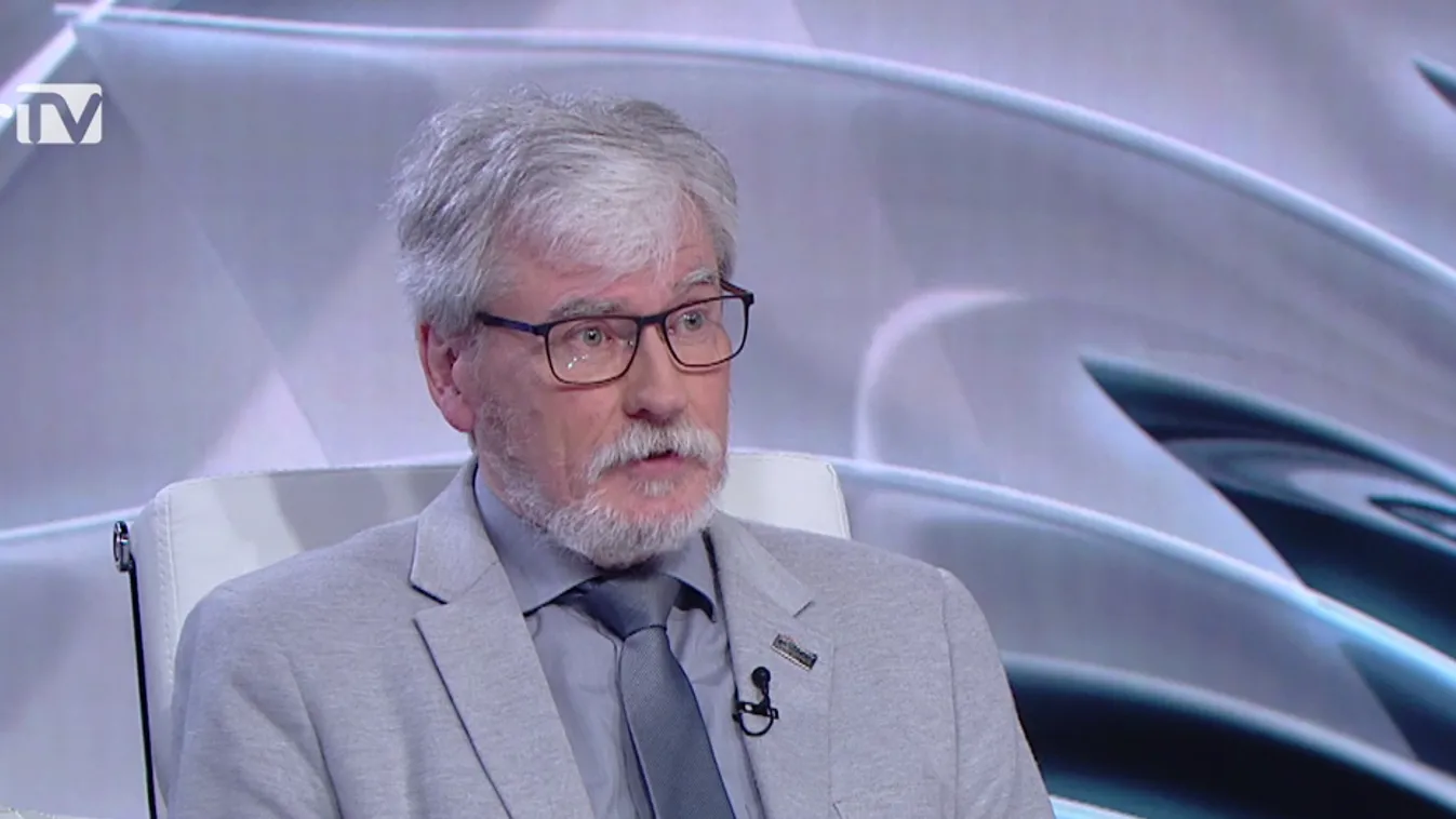 Szakály Sándor: A 2. magyar hadsereg nem vesztette el a becsületét