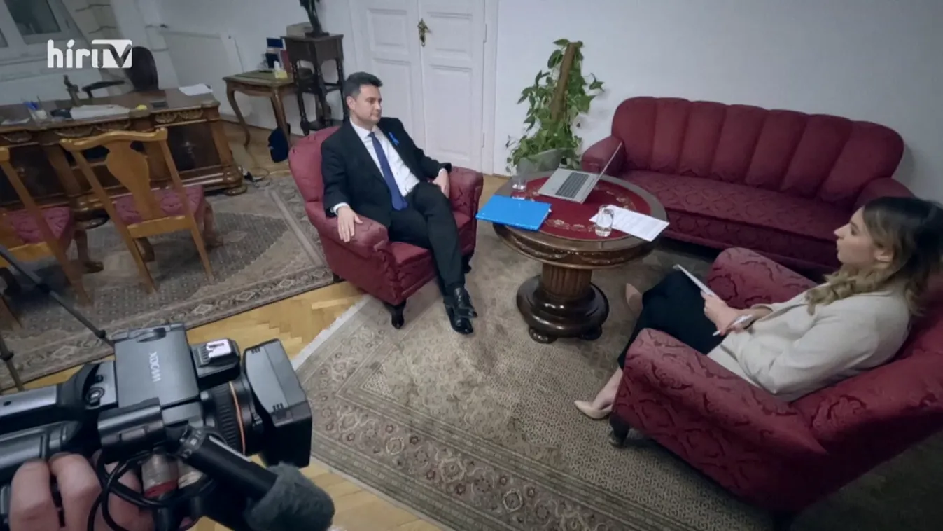 Célpont: Fekete pénzek Márki-Zay Péter mozgalmában