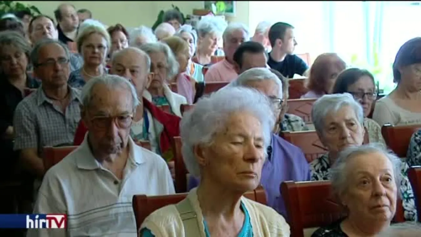 Okoskarperecet kapnak a nyugdíjasok