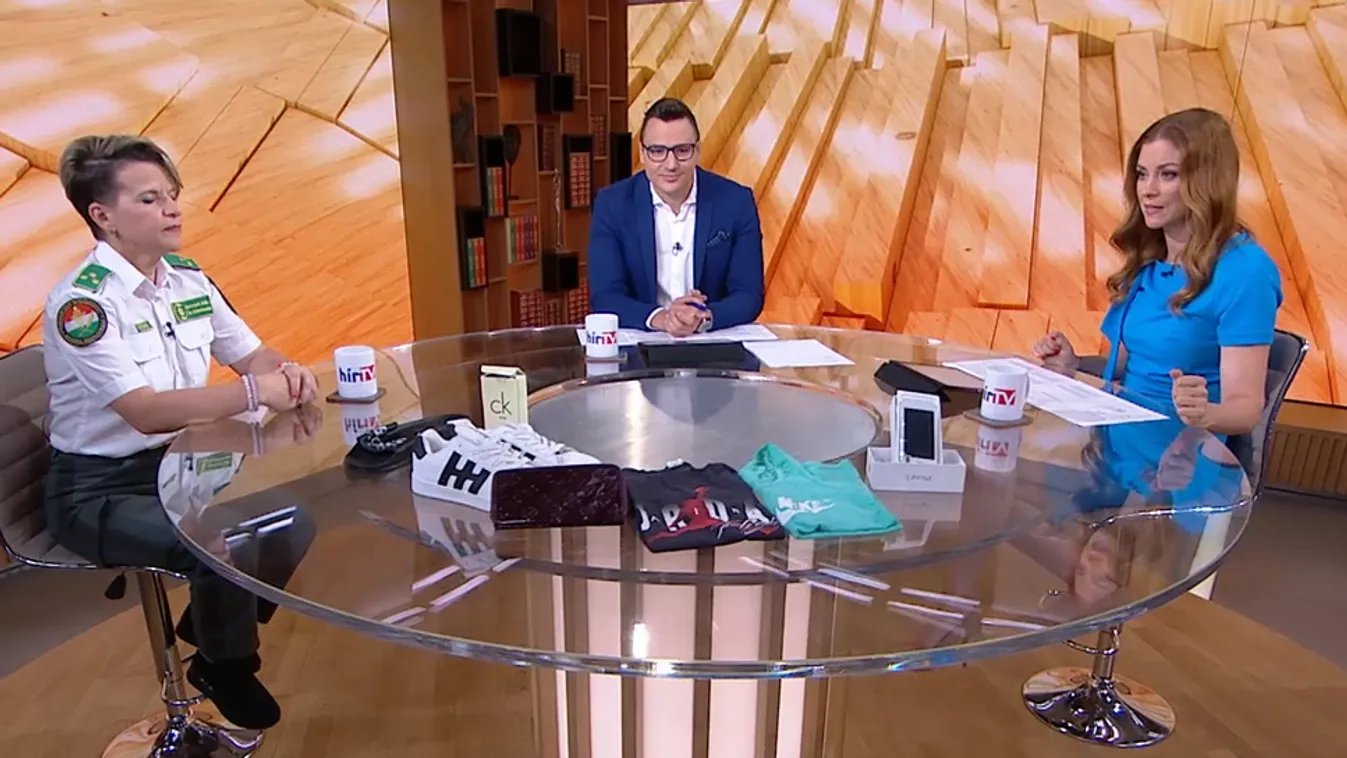 Napindító - Hamis parfümfuvar további útját akadályozta meg a NAV