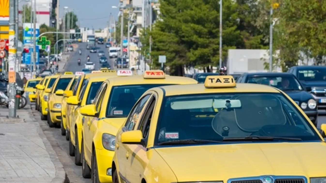 Kétnapos munkabeszüntetést kezdtek Athénban a taxisok