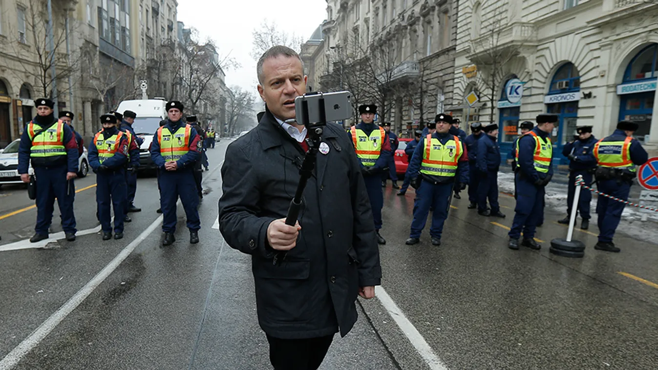 Juhász: Ott leszünk a parlamentben