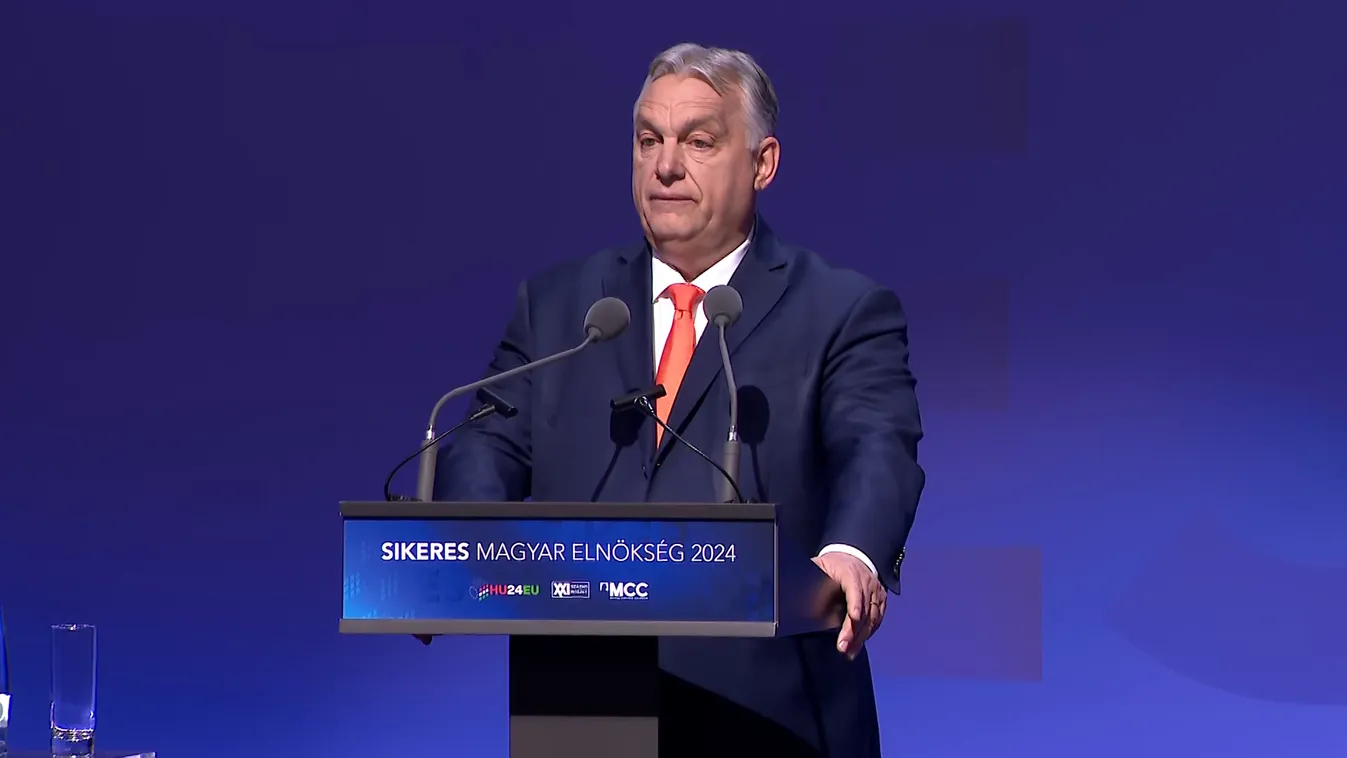 Orbán Viktor: A nyugati liberálisok a teljesítményt a sokszínűségre cserélték + videó