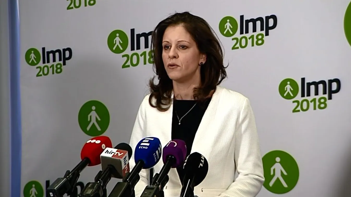 Nem kéri vissza az LMP Szél Bernadett mandátumát