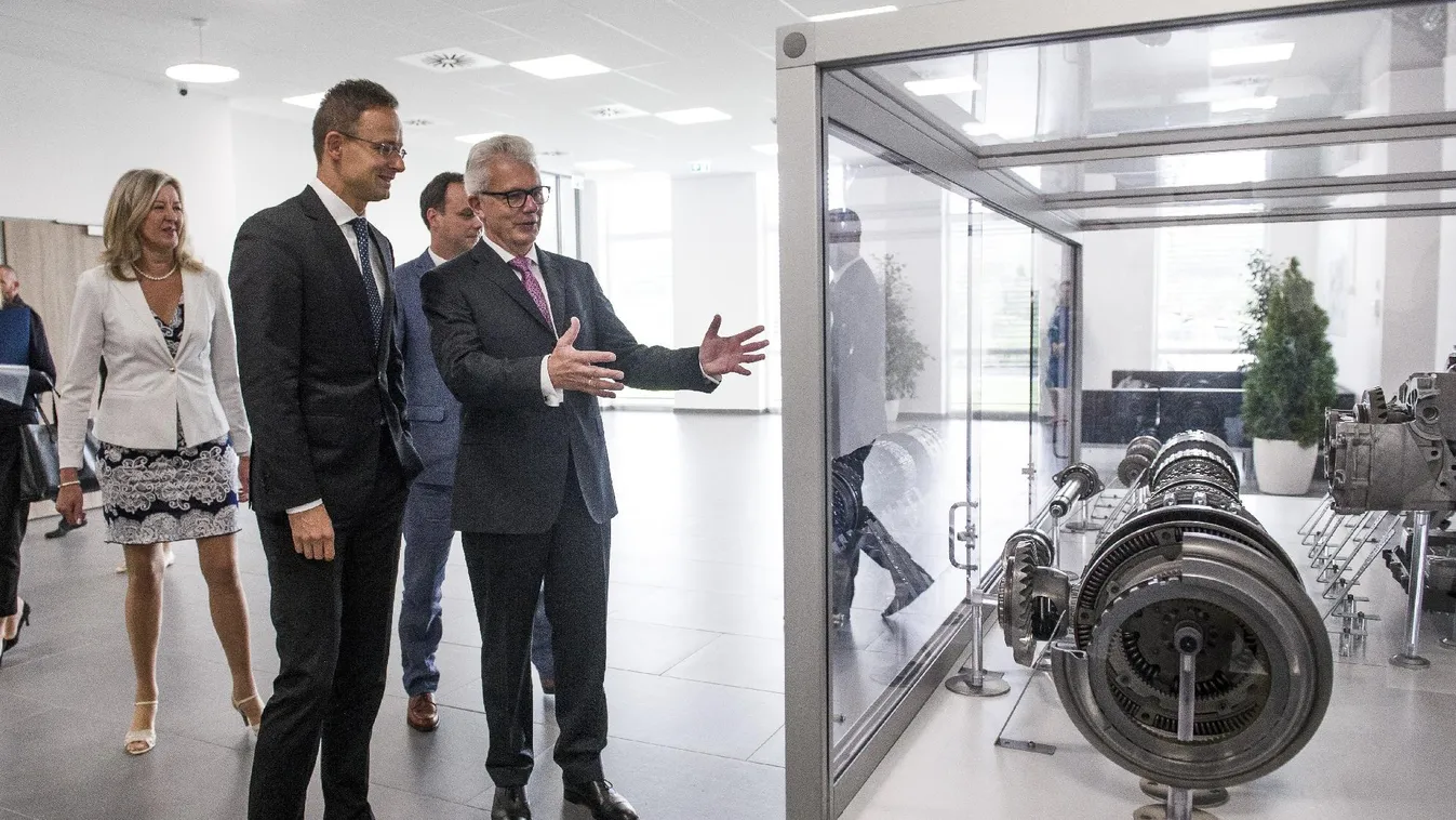 „A világ legsikeresebb cégei hisznek Magyarországban”