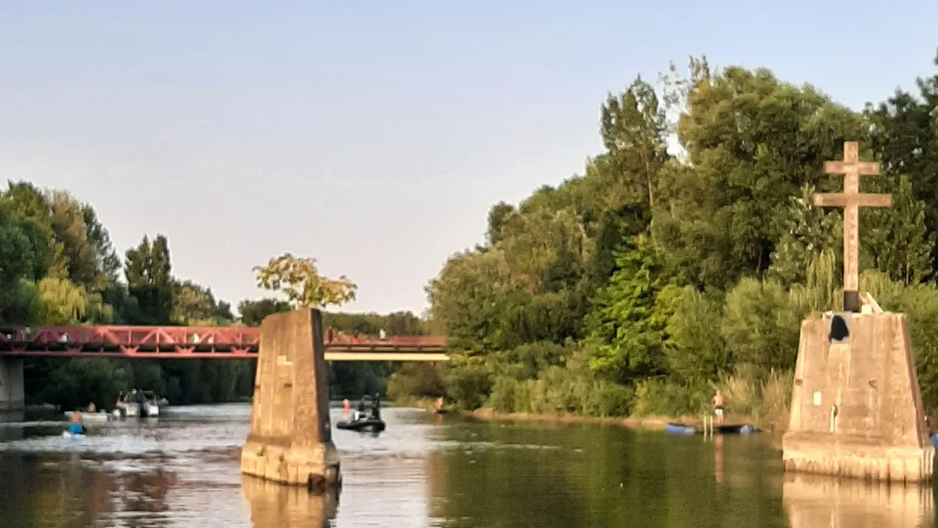 A Mosoni-Dunába fulladt egy 13 éves fiú