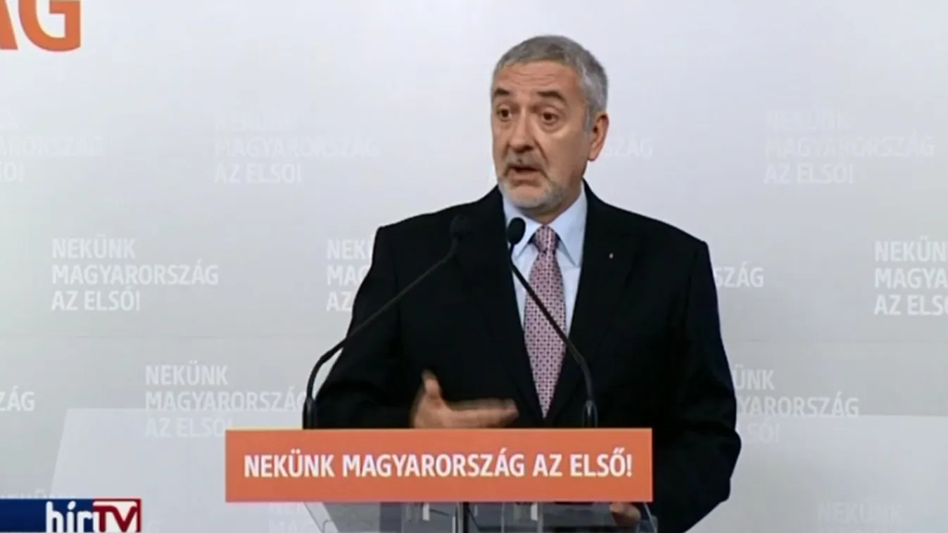 Halász: Brüsszel ontja magából a migránspárti javaslatokat