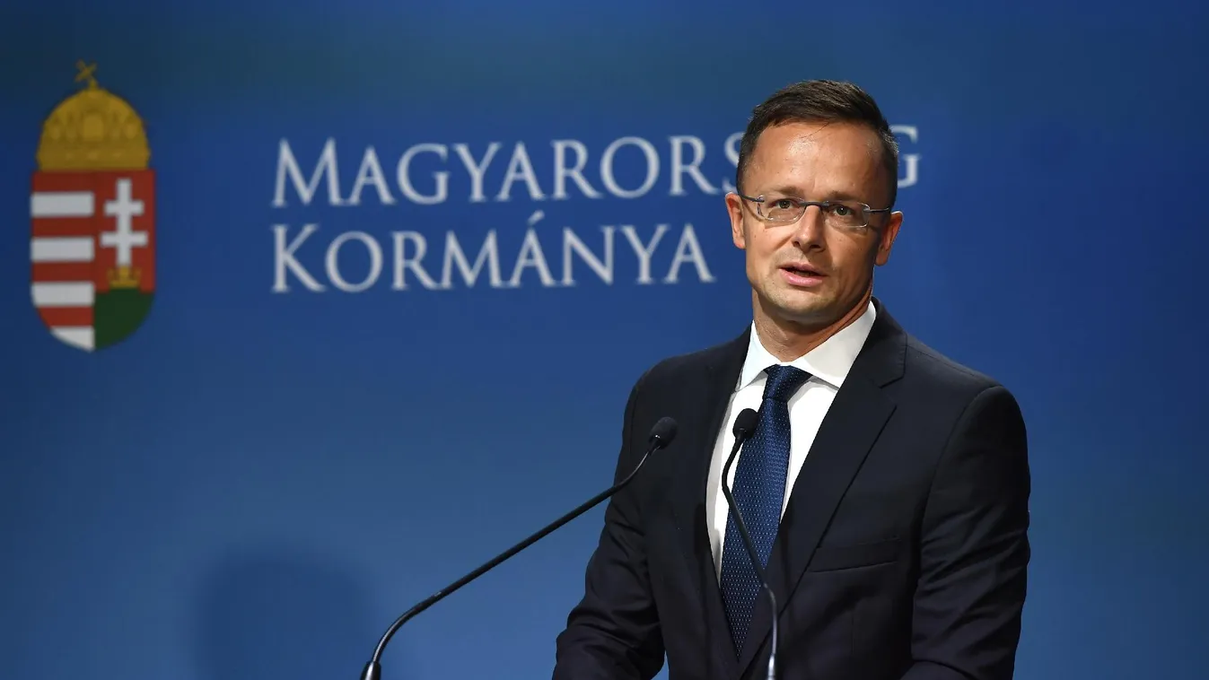 Szijjártó: Kiléptünk a folyamatból, nem vonatkozik ránk a migrációs csomag