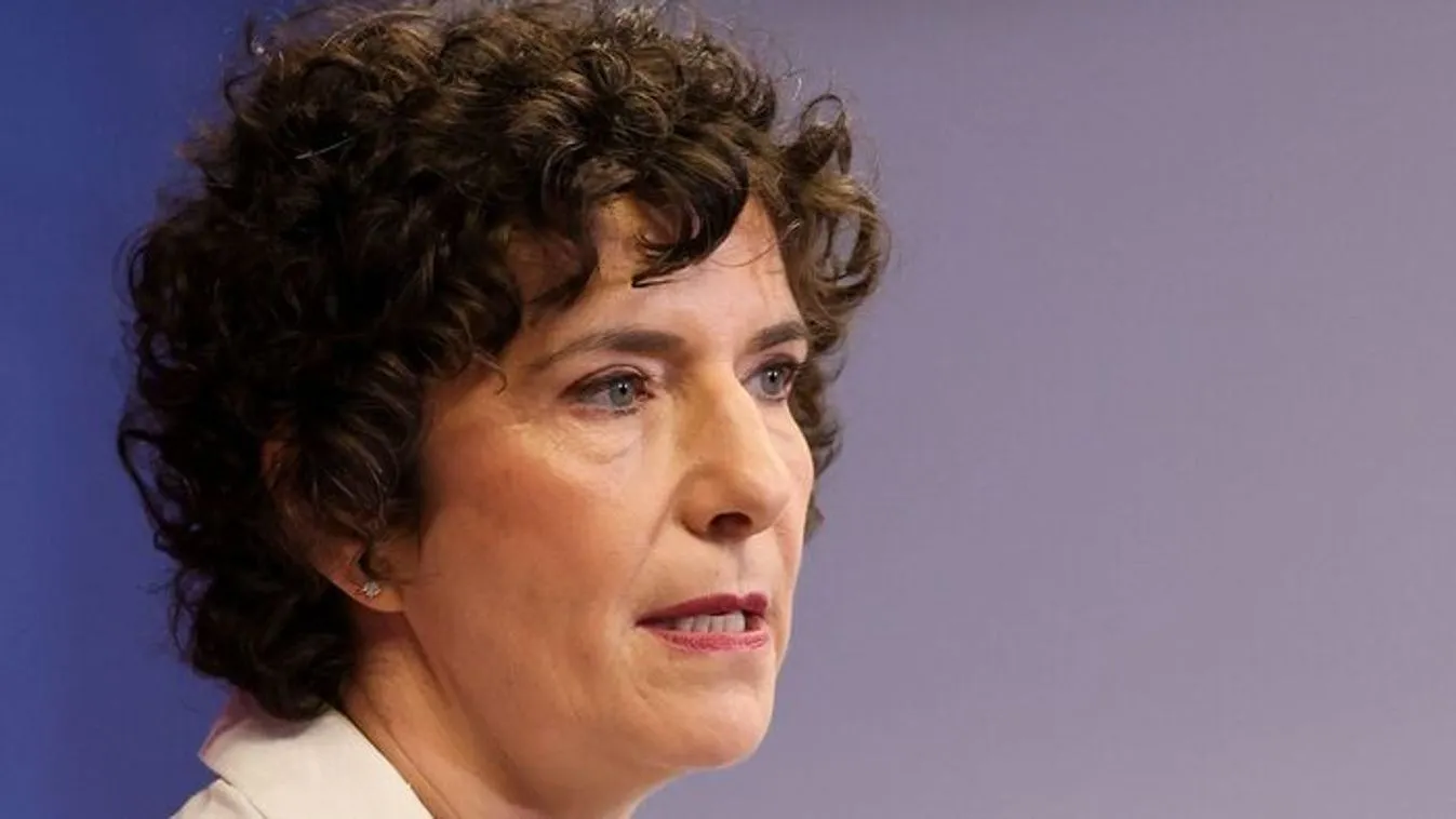 Így van ez egy család életében is – Dobrev Klára a Nagy Imre emlékháznál felejtette ki Apró Antalt a családi albumból