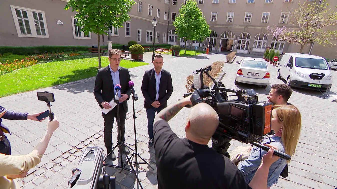 Karácsony: Ha nyerek, 12 órám lesz rendet rakni Gyurcsánynál