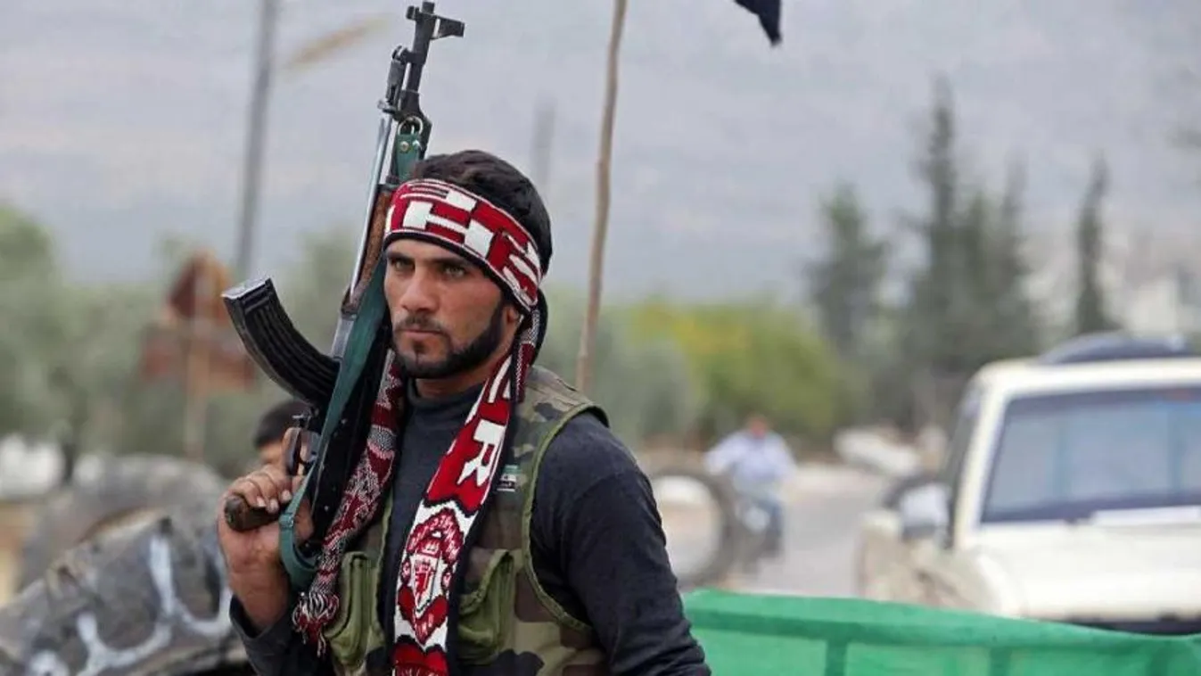 Dzsihadisták autóba rejtett pokolgépekkel támadták a kormányerőket