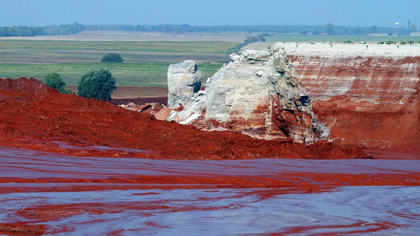 Csak az év végén folytatódhat a vörösiszapper