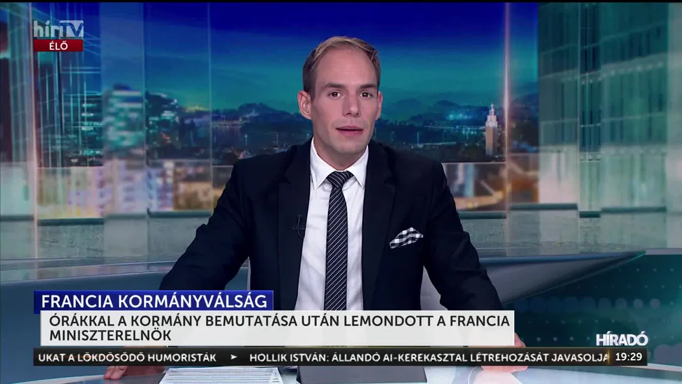 ÓRÁKKAL A KORMÁNY BEMUTATÁSA UTÁN LEMONDOTT A FRANCIA MINISZTERELNÖK