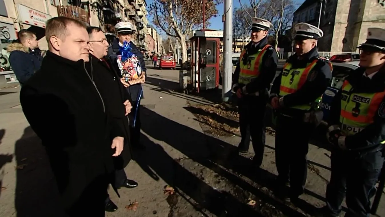 A rendőrség és a mentők egész éves munkáját köszönték meg