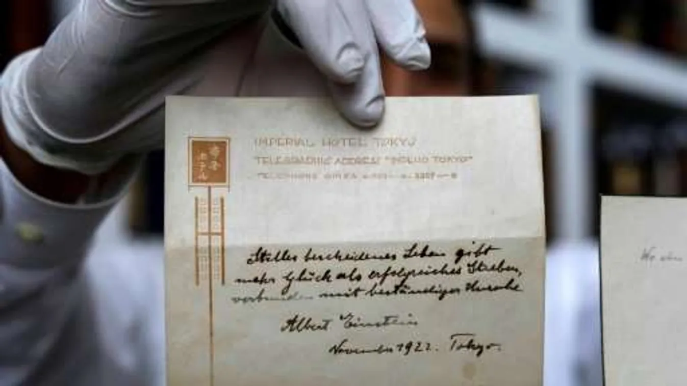 Négyszeres áron ütötték le Einstein levelét