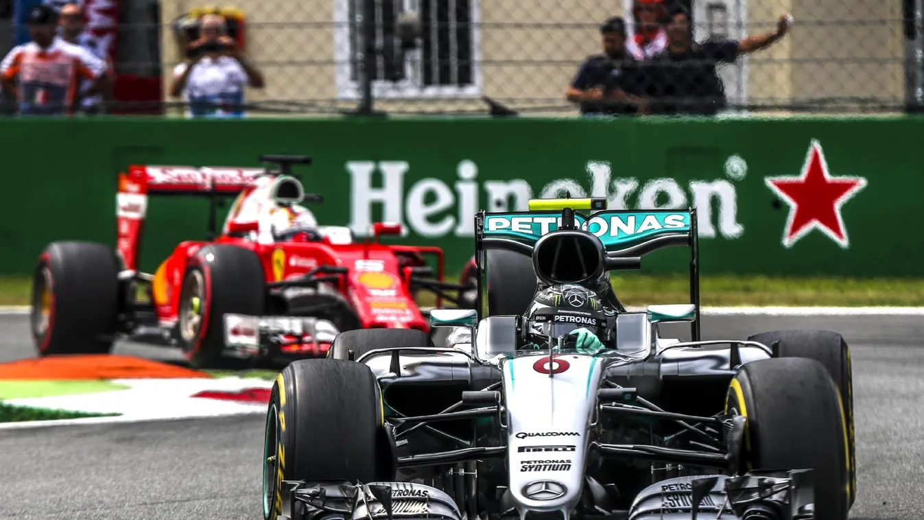 Rosbergé az első rajtkocka Japánban