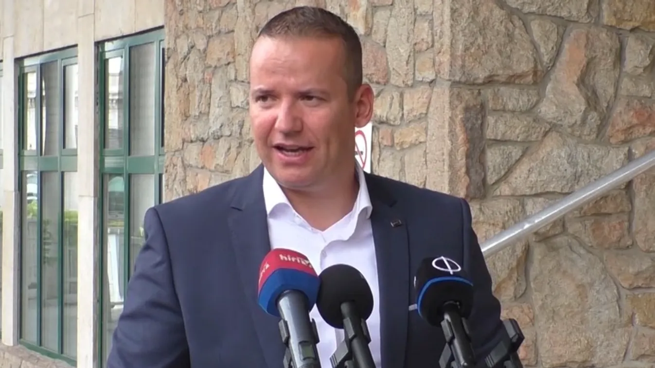 A reptér helyett a gazdaságra költené a pénzt a Mi Hazánk Mozgalom