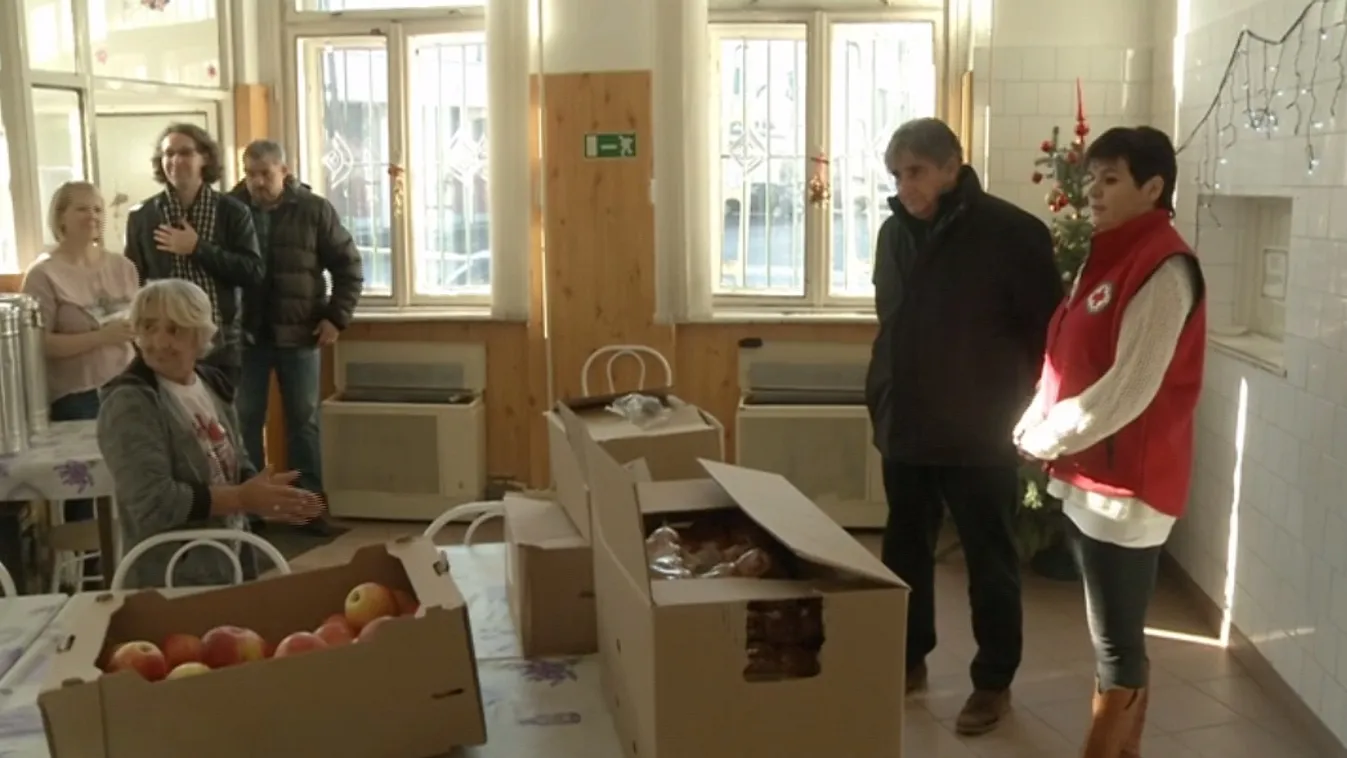 Idén is melegétellel segíti a hajléktalanszálló lakóit a képviselő