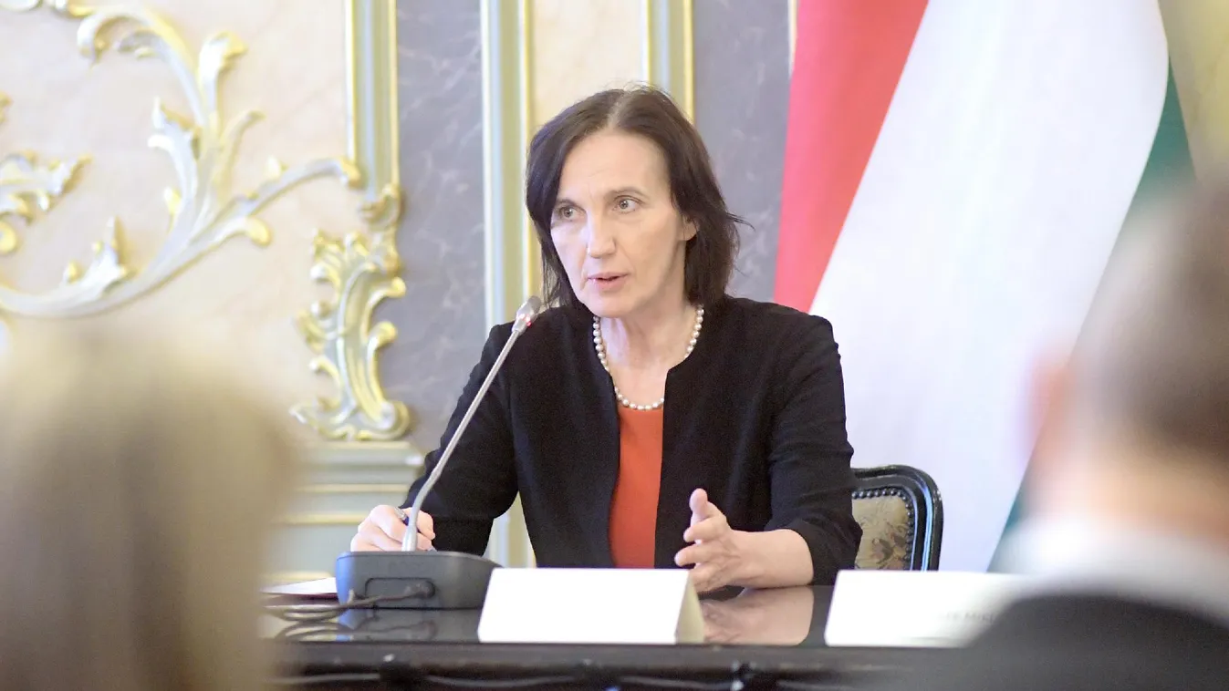 Várakozás – Magyarország élőben