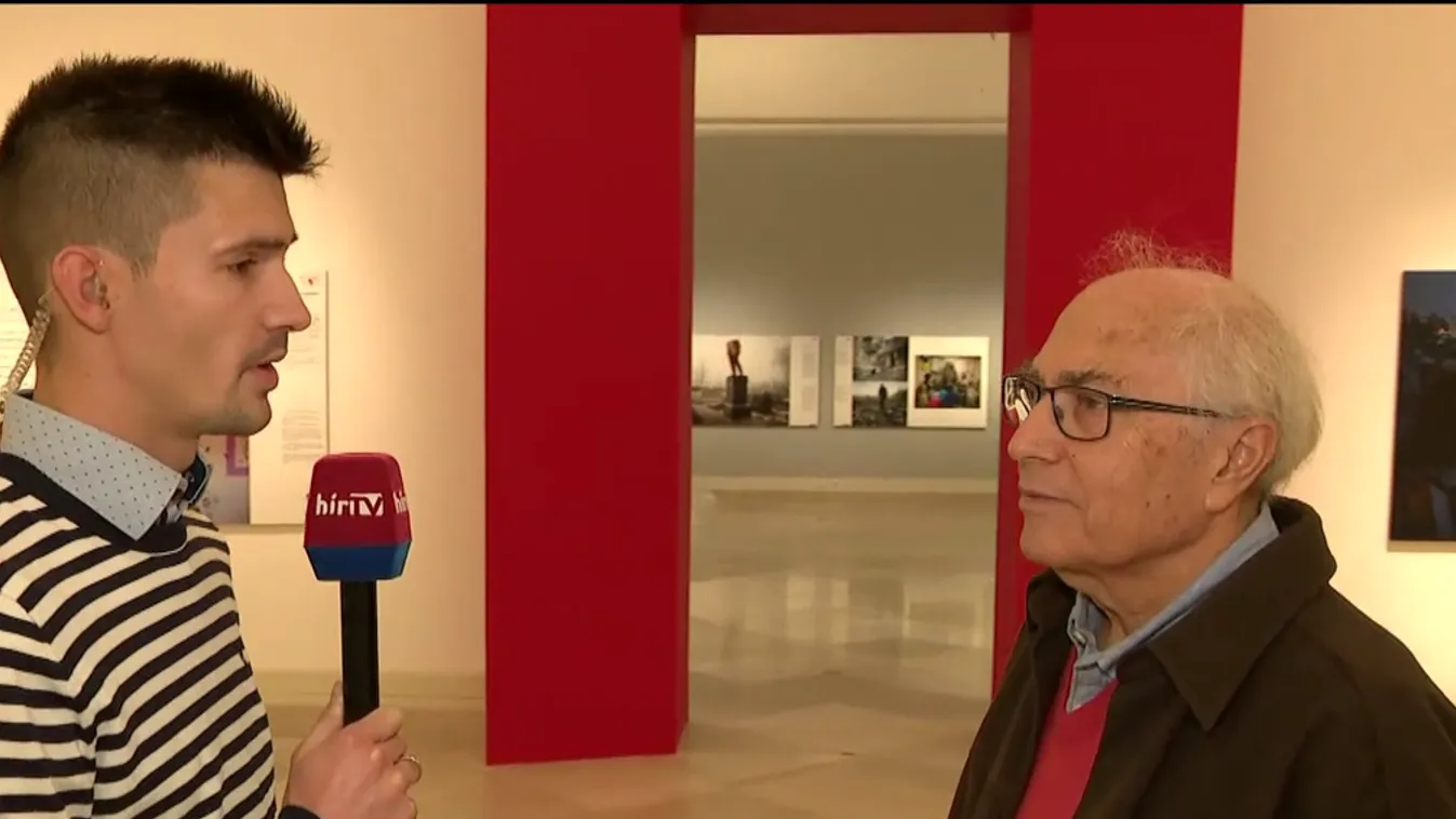 Mozaik: Exkluzív tárlatvezetés a World Press Photo kiállításon