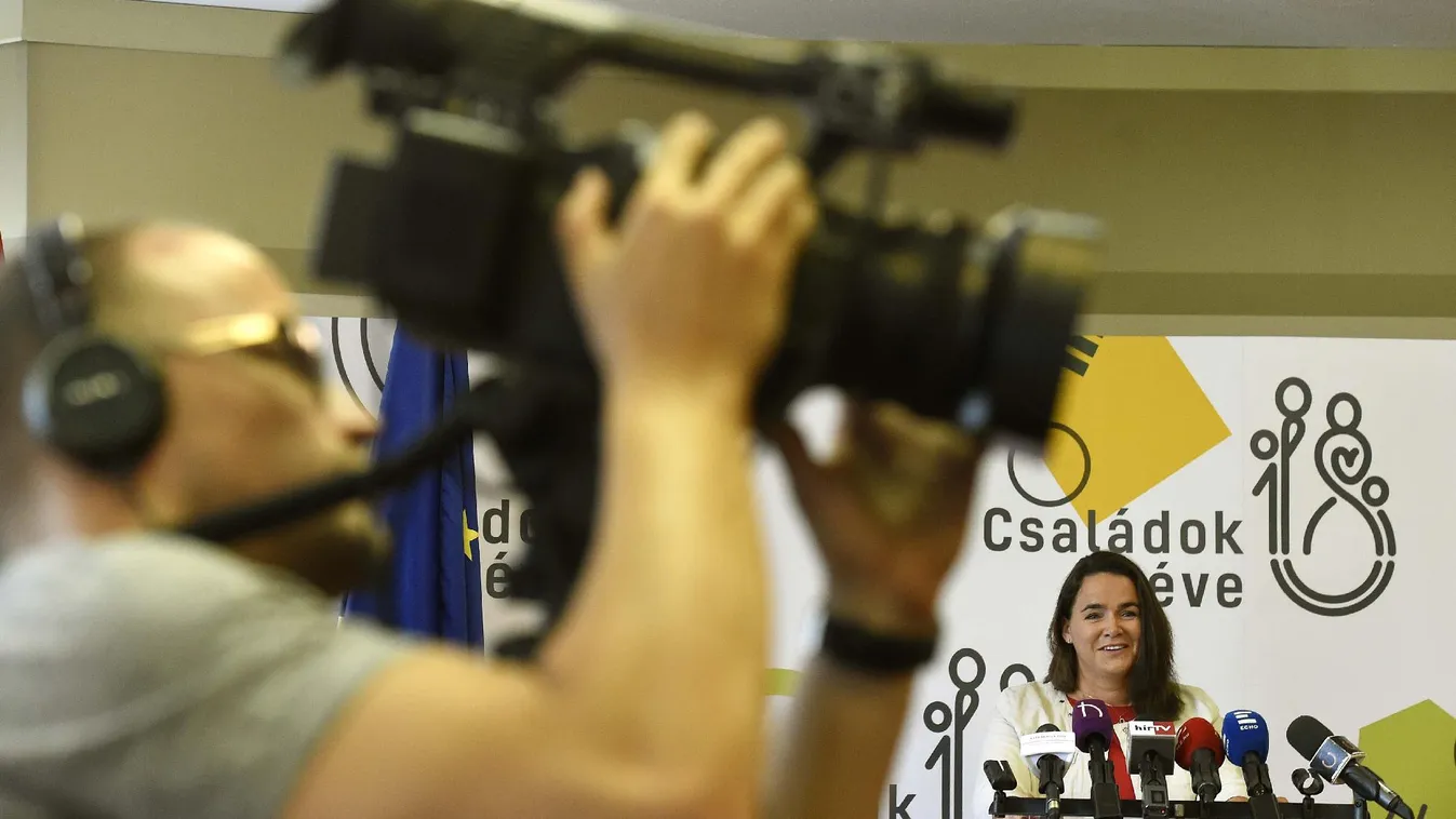 Novák: Három év alatt 81 ezer családnak segített a csok