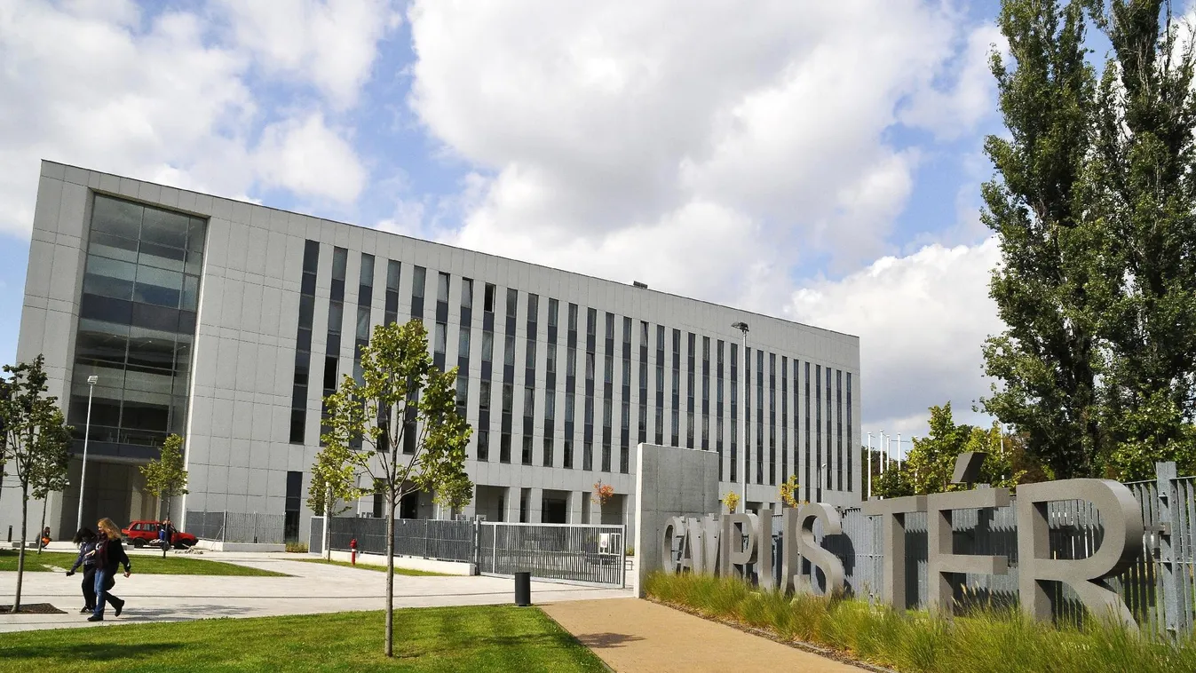 Százmilliókkal drágul az egyetem bővítése