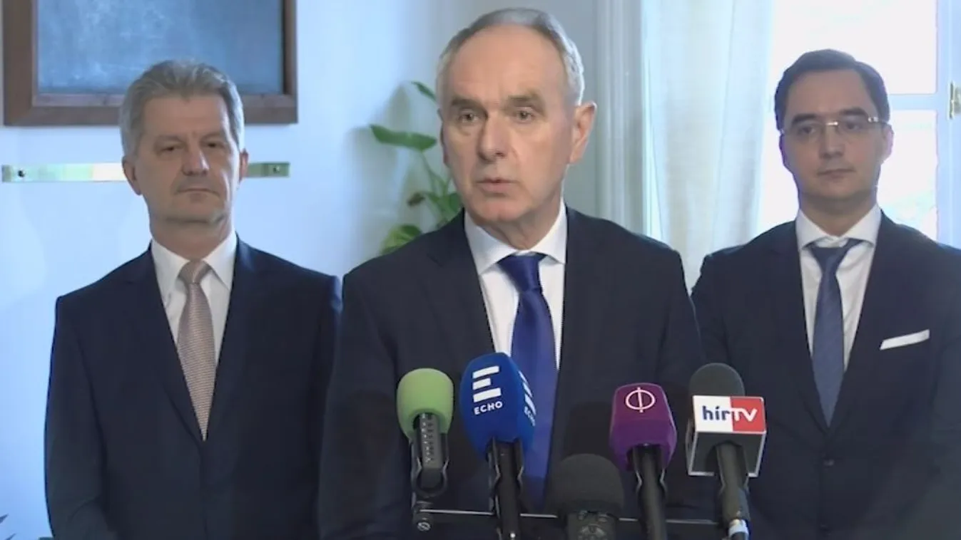 Szita tagadja a hűtlen kezelést