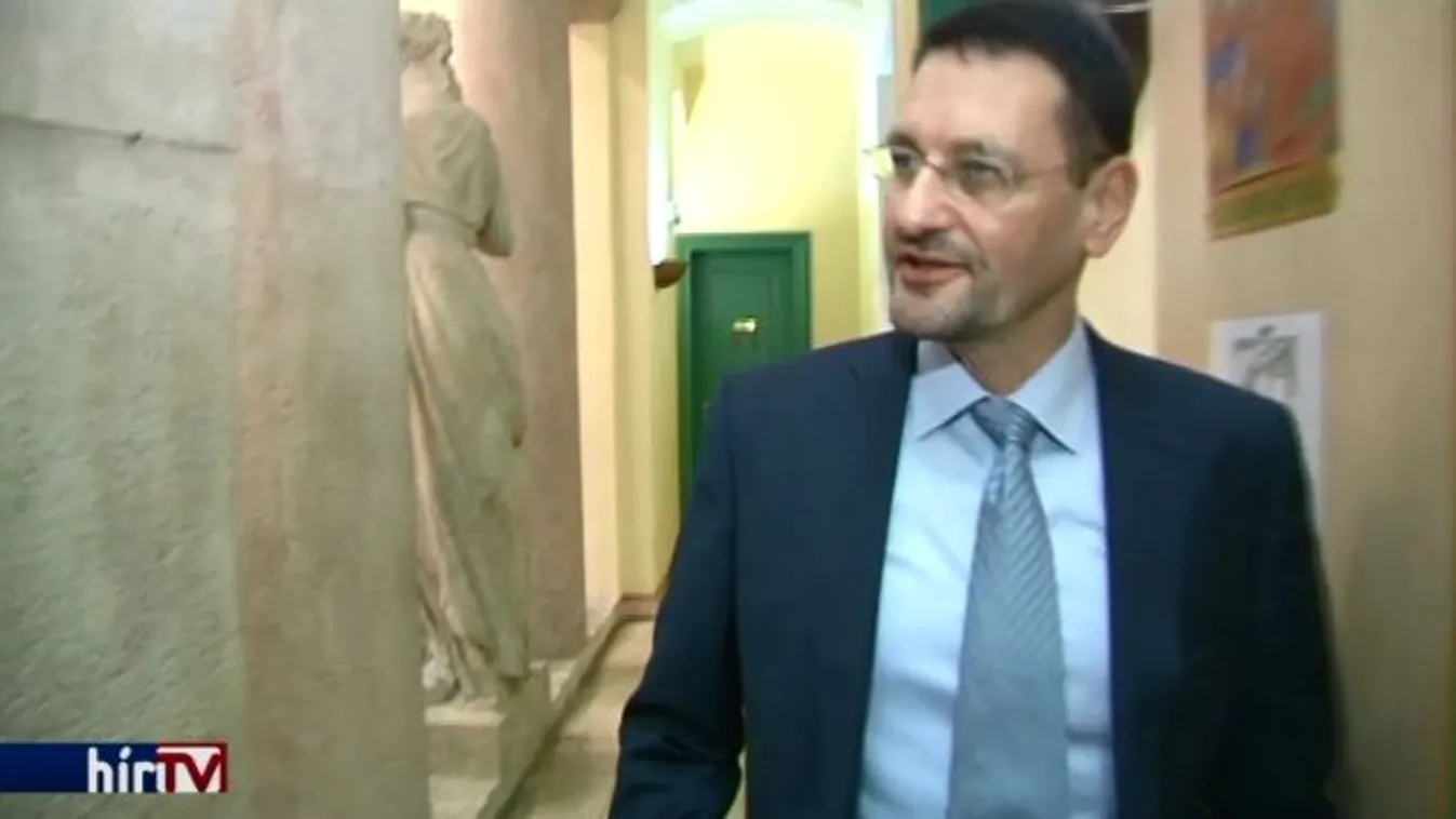 Nagy Gábor Tamás szülei is kaptak a „kedvezményes” ingatlanokból