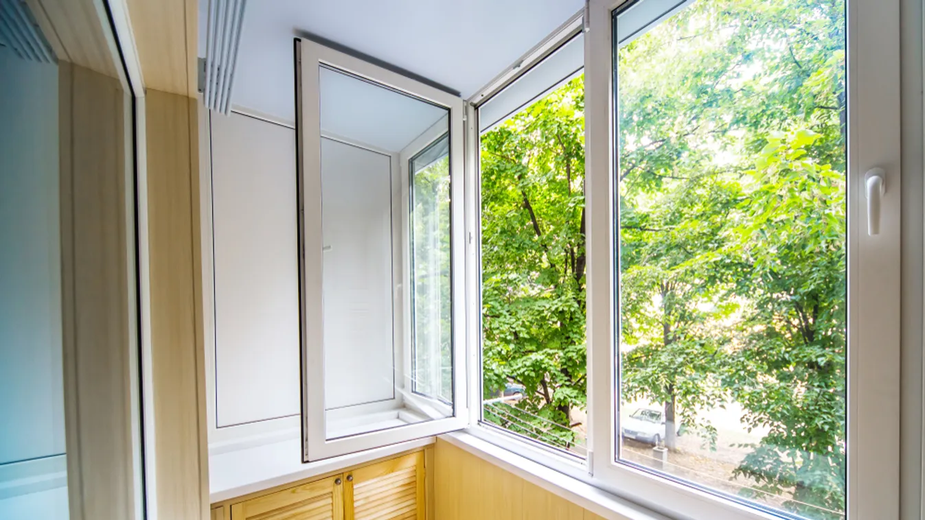 Legújabban ablakosnak adják ki magukat a csalók