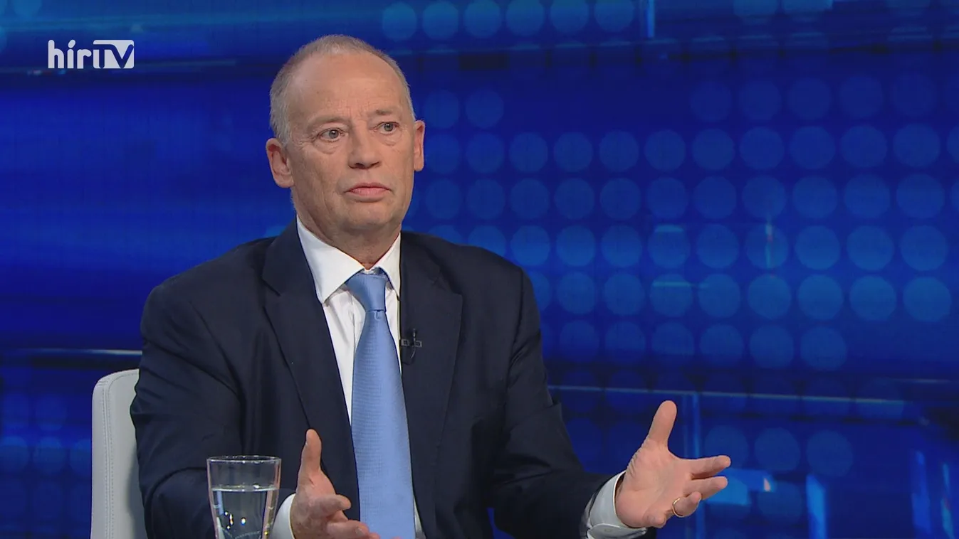 Szanyi Tibor: Karácsonynak távoznia kell a posztjáról!