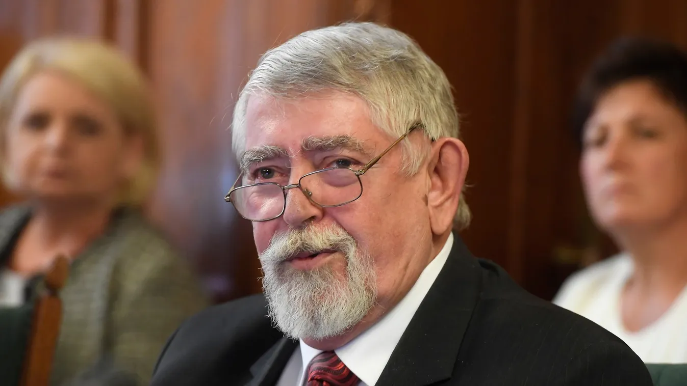 Kásler Miklós kezdeményezésére tudományos konzorcium alakult