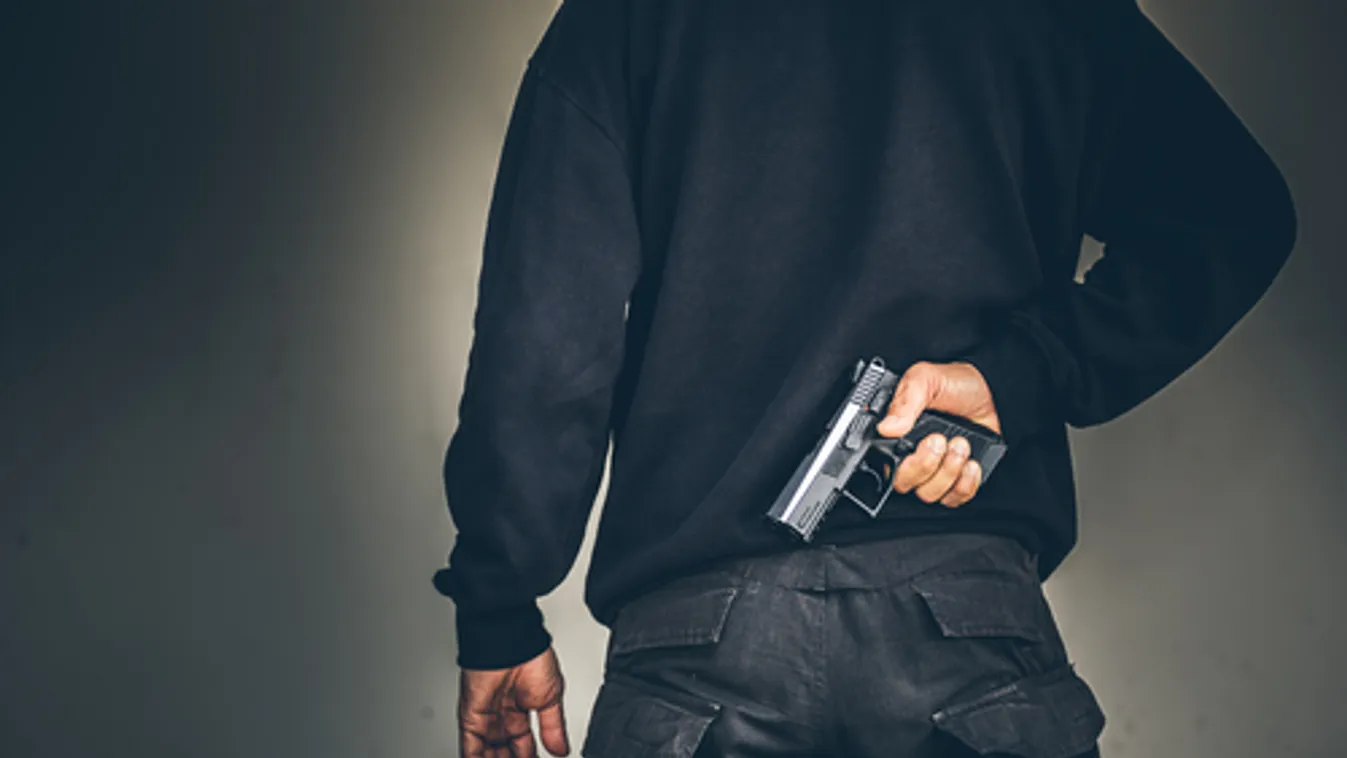 Több embert lelőtt, illetve megsebesített egy katona Thaiföld északkeleti részén