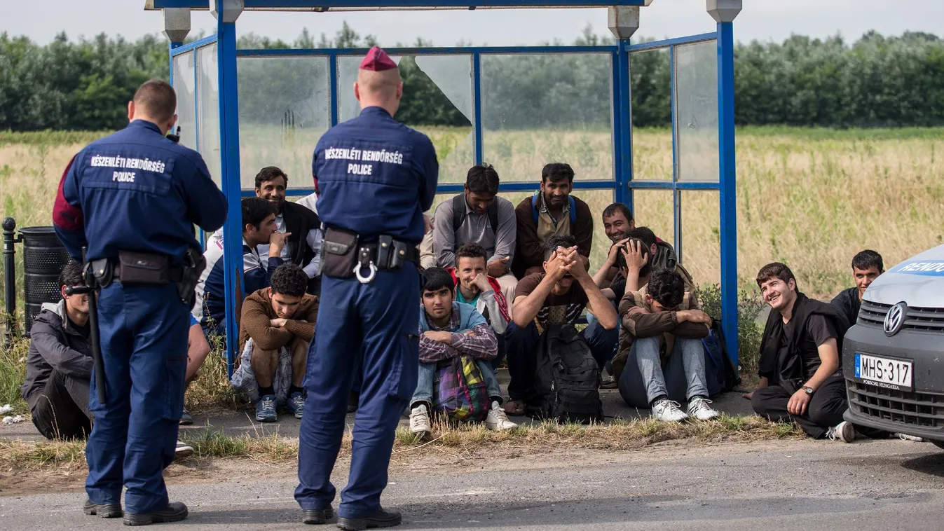 Menekülteket is bevetnének a vendéglátásban