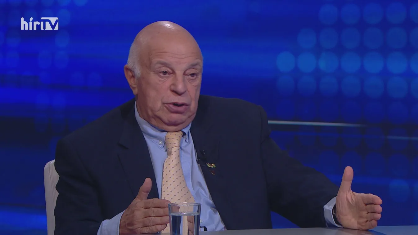 Nógrádi György: Merkel mesteri módon mozgatja a hatalmi szálakat