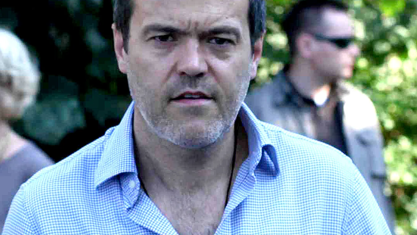 „Az Árpád azt mondja, hogy meztelen provokációra nem kell felelni”