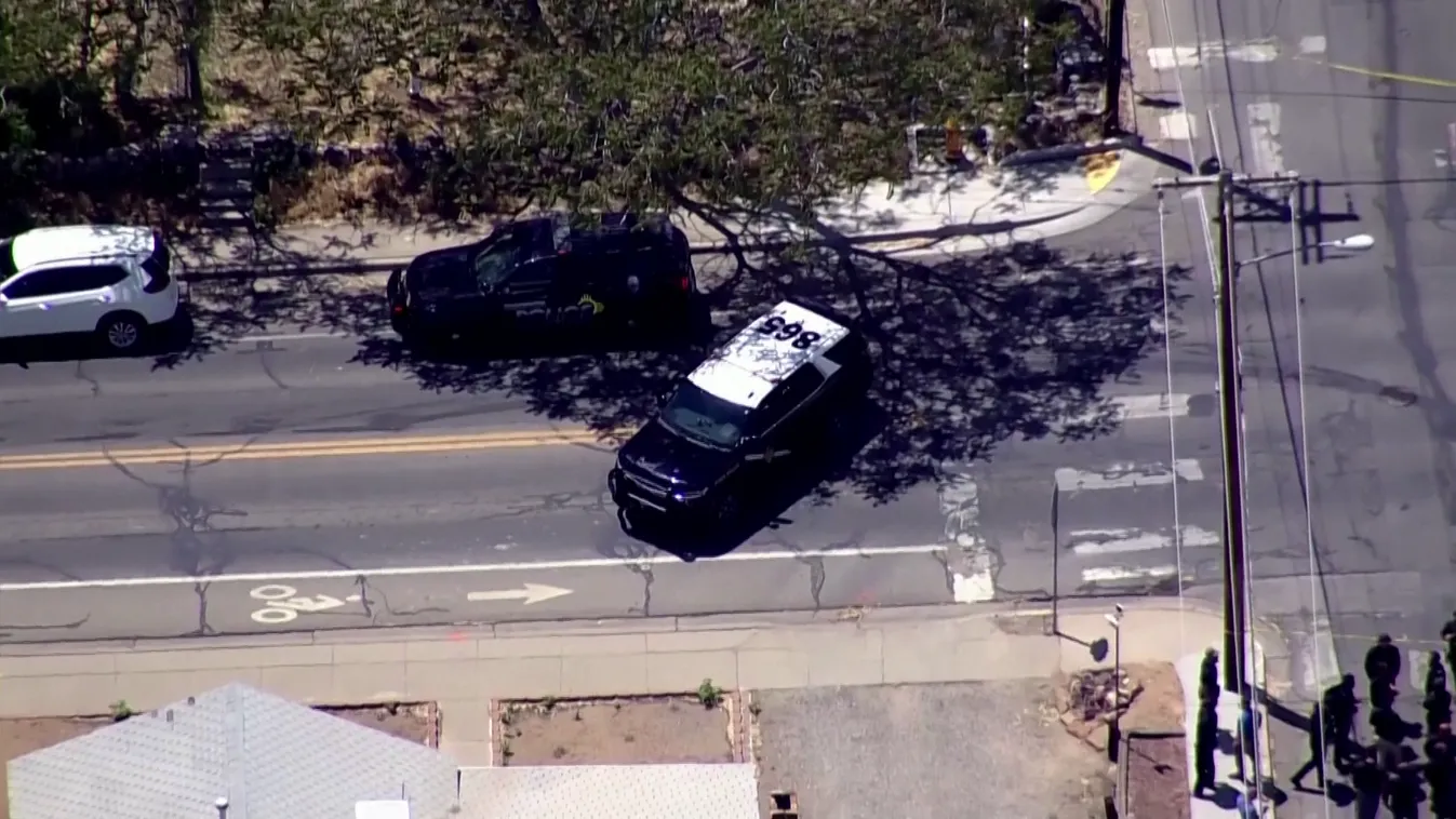 Három embert lőtt agyon egy tizenéves fegyveres, a rendőrök végeztek a tettessel