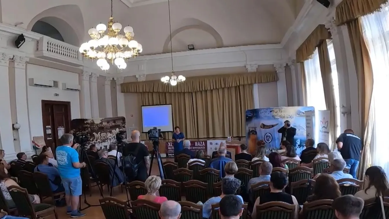 Megnyílt a XI. Kárpát-Haza Konferencia + videó