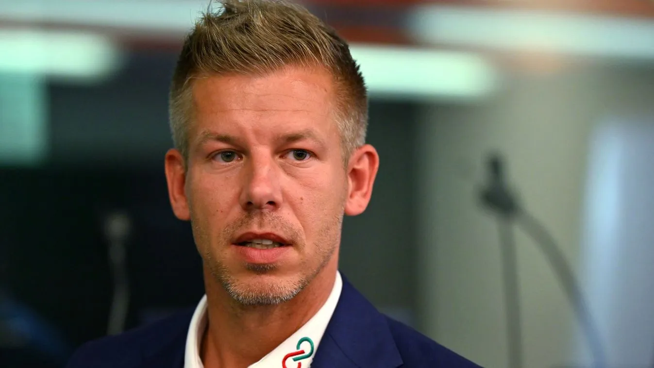 Csak ezen az ügyleten mintegy hetvenmillió forintot keresetett Magyar Péter