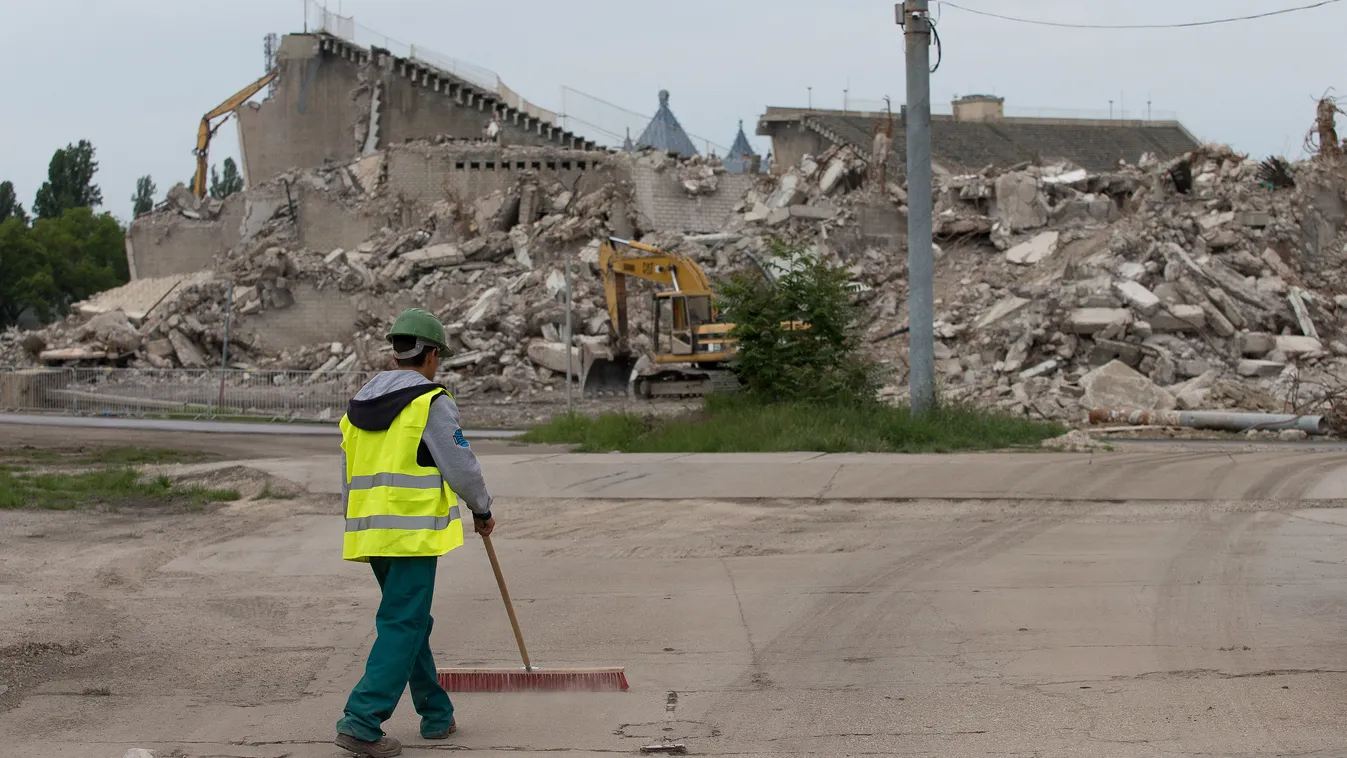 Magyarázkodik a Puskás-stadion hulladékszállítója