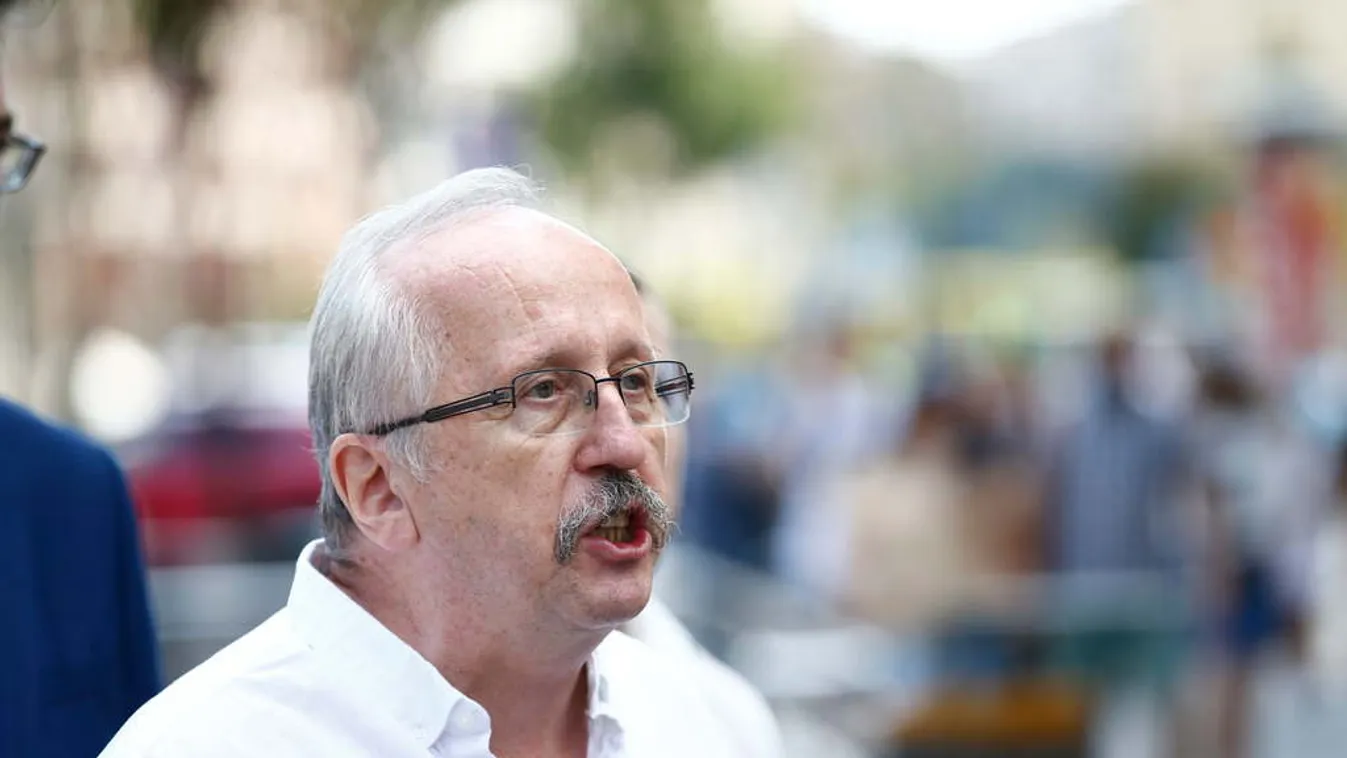 15 perc alatt 10-en hajtottak tilosba Belső-Erzsébetvárosban