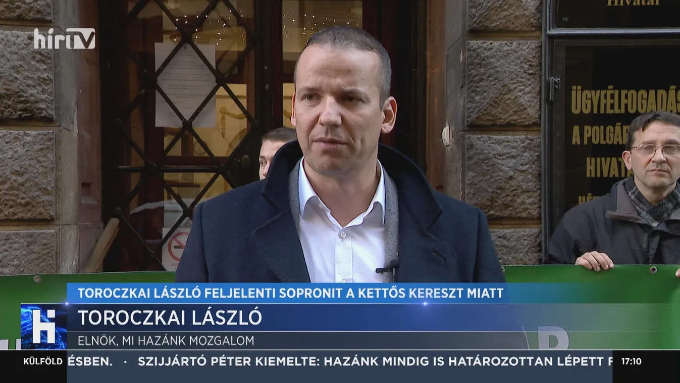 Toroczkai László feljelenti Sopronit a kettős kereszt miatt