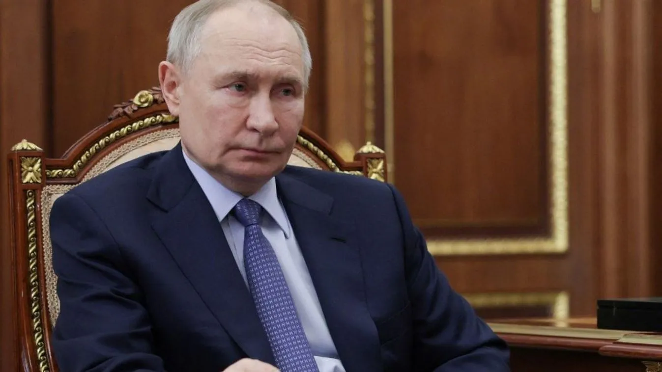 Az orosz elnök hosszútávú békéről beszélt egy interjúban