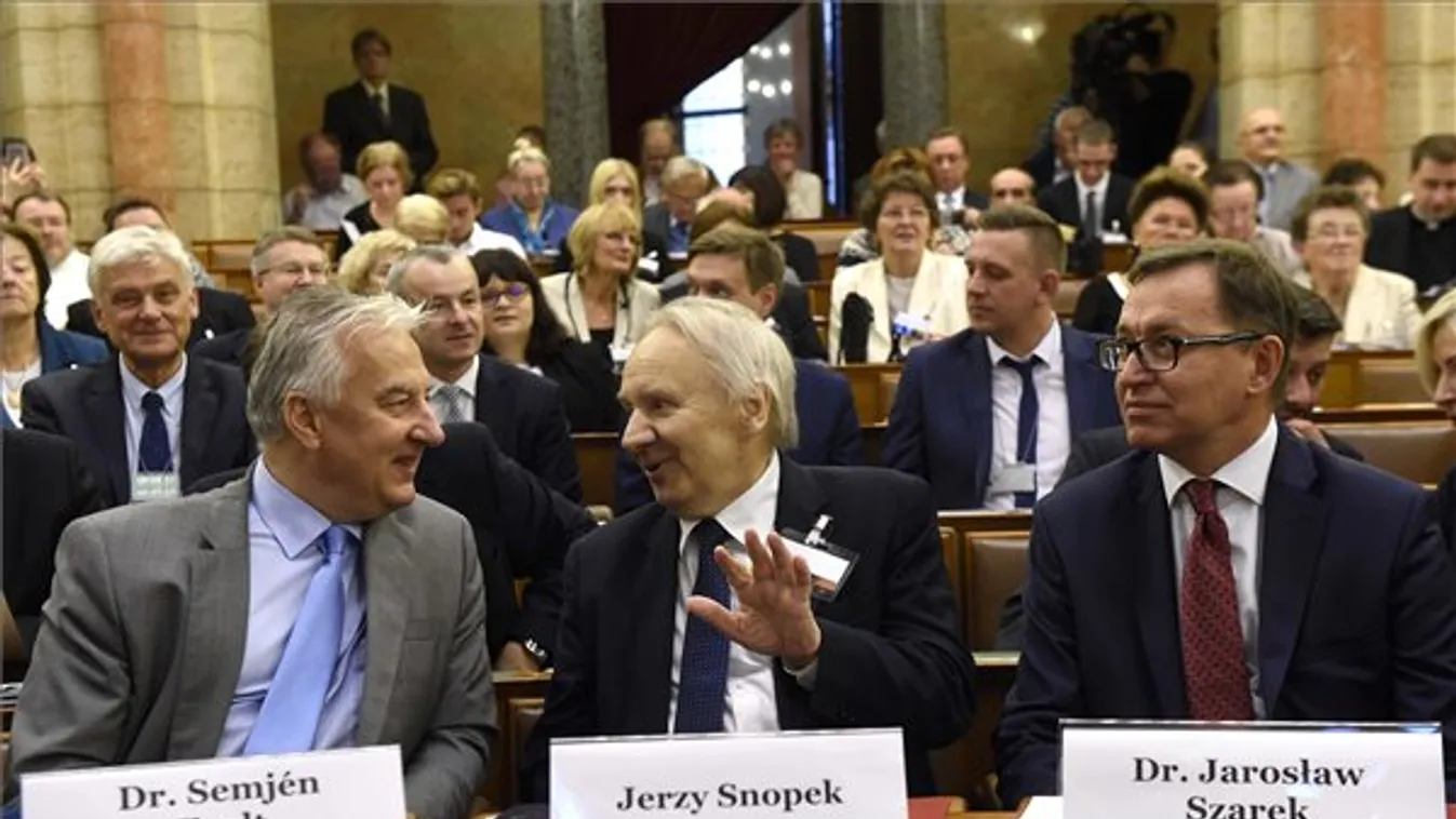 „Ő volt az, aki néven nevezte a halál kultúráját”