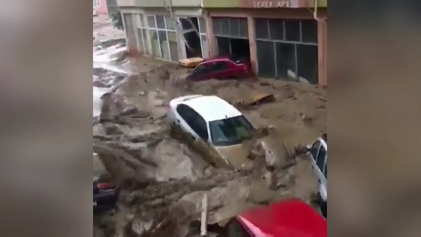 Áradás pusztít Törökországban, 27 halott