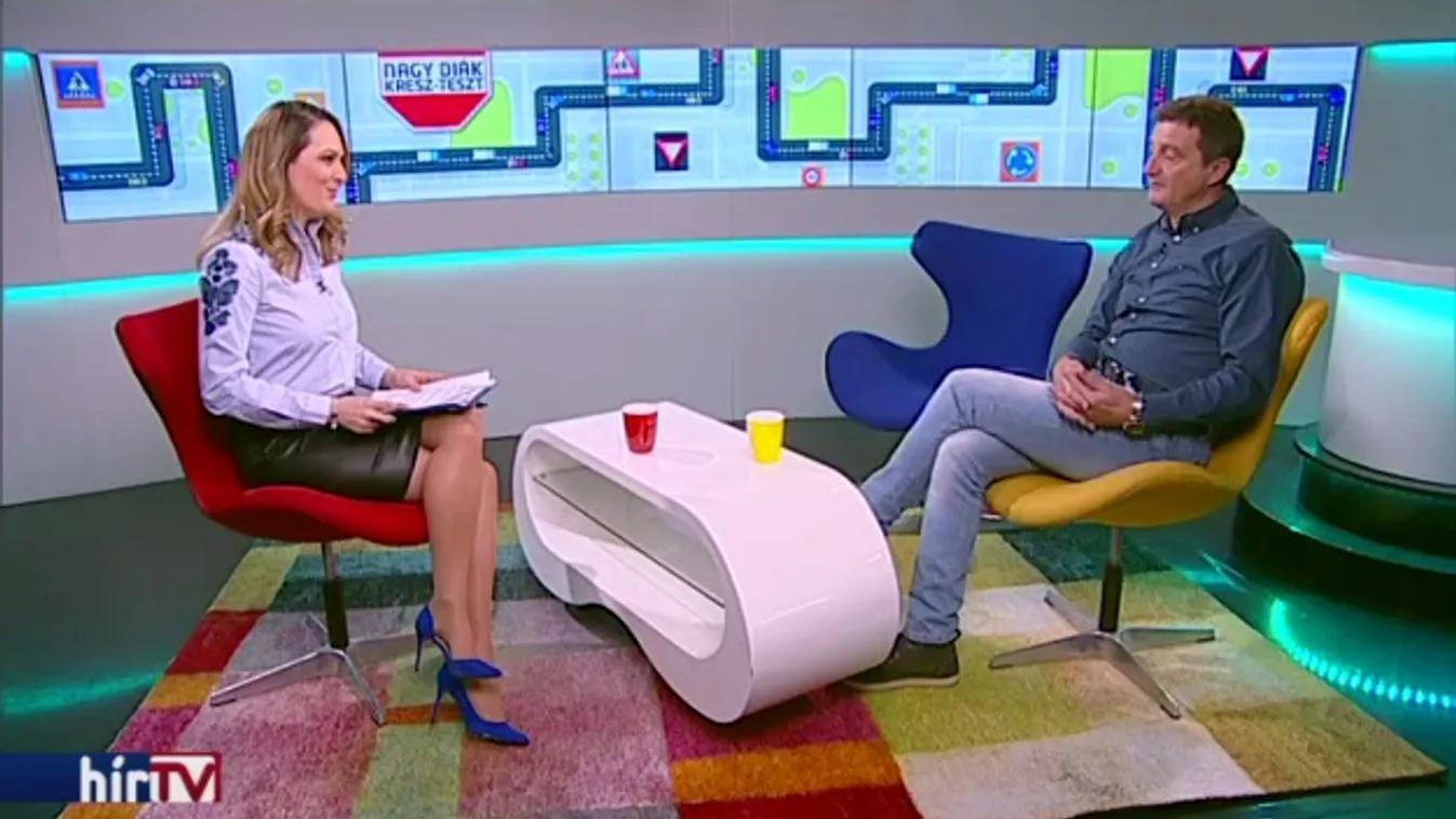 Előre a jogsiért és a motorért!