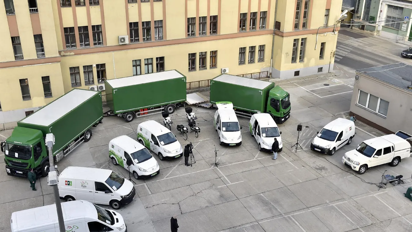 Nem számít karácsonyi káoszra a Magyar Posta